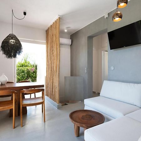 Elisa Seaside Luxury Suite Λουτράκι Εξωτερικό φωτογραφία
