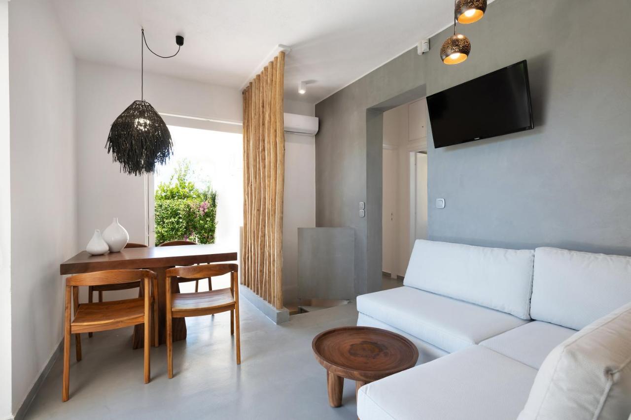 Elisa Seaside Luxury Suite Λουτράκι Εξωτερικό φωτογραφία