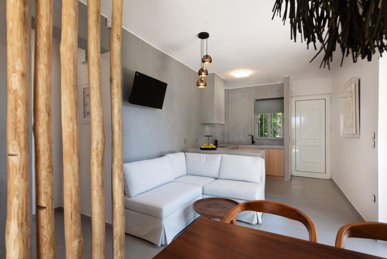 Elisa Seaside Luxury Suite Λουτράκι Εξωτερικό φωτογραφία